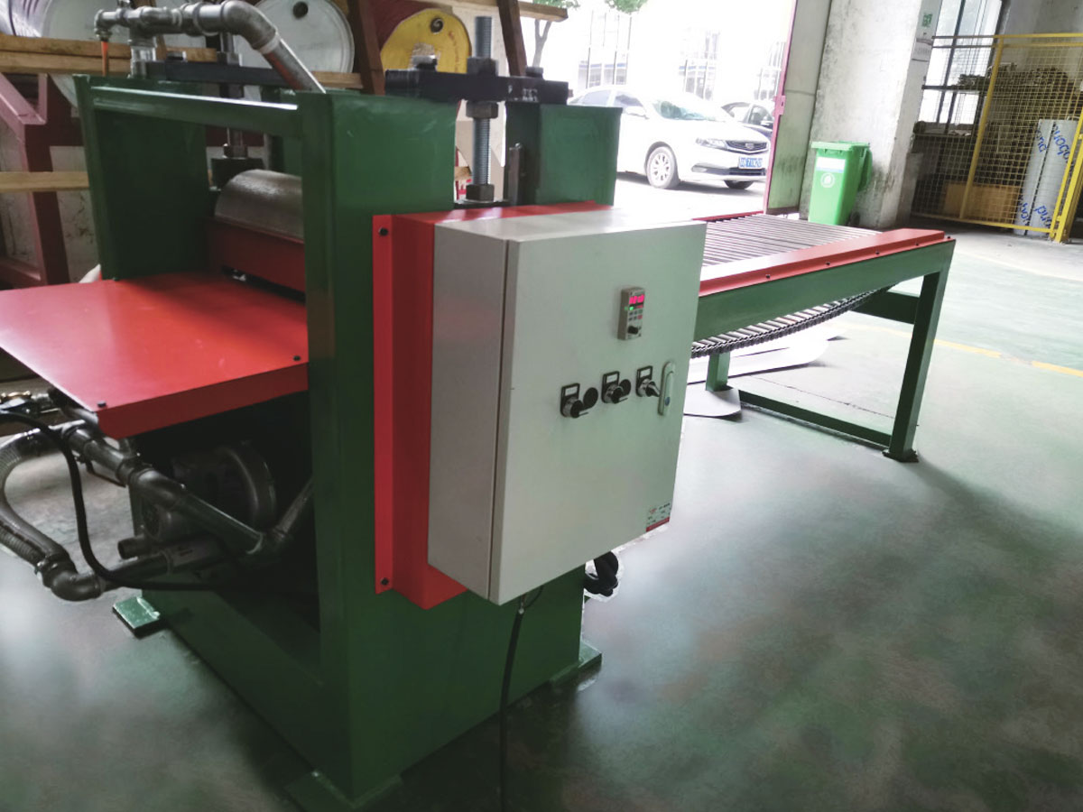 Off-line stroj za odvajanje ploča